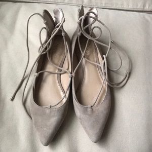 Vince camuto tie flats